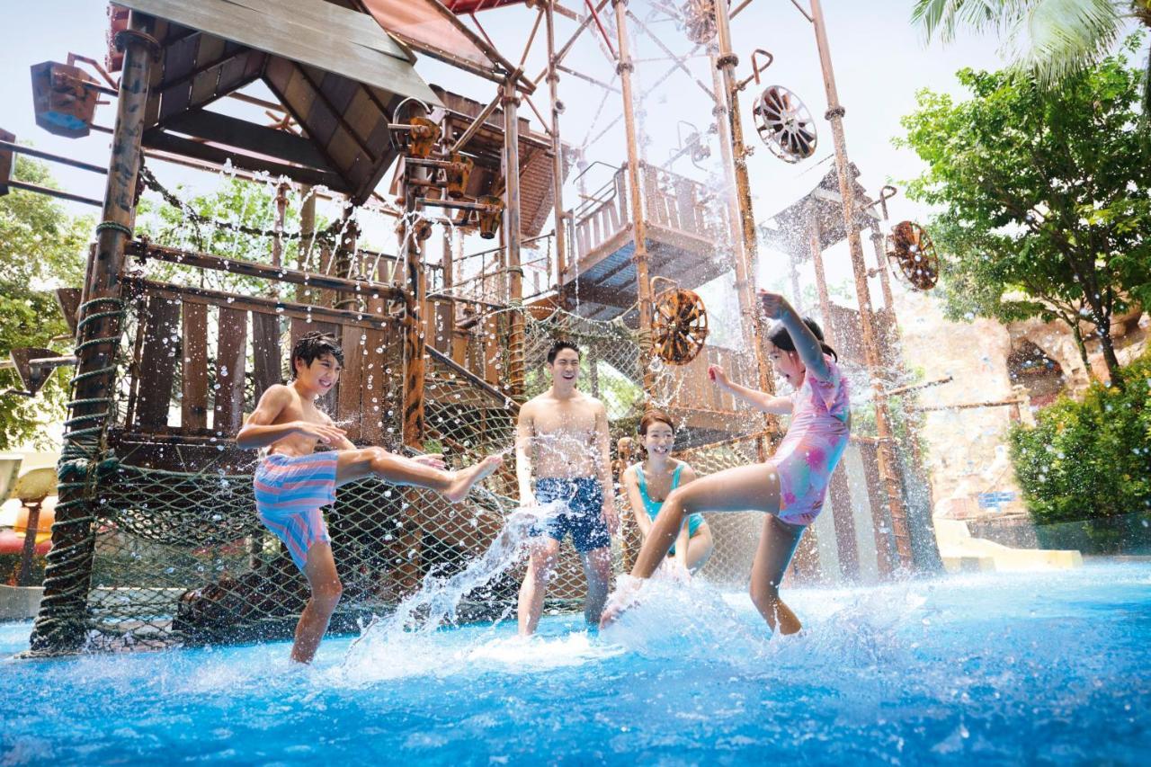 Resorts World Sentosa - Crockfords Tower Singapura Exterior foto